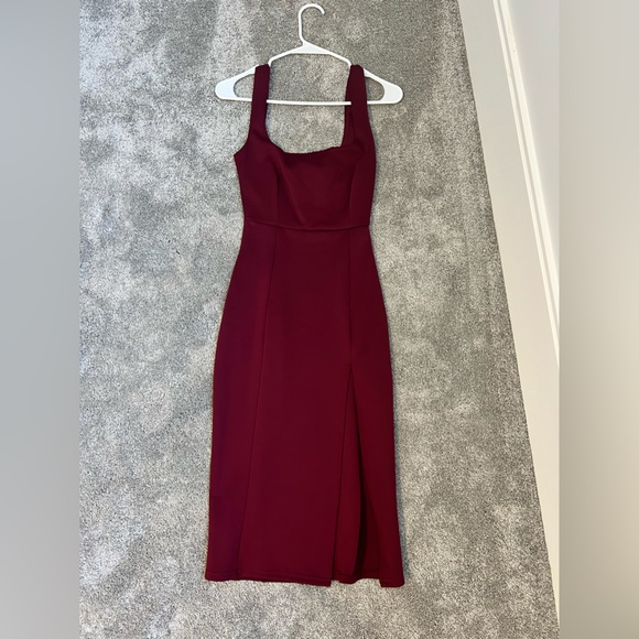 Showpo Elegant Bodycon Midi Dress with Side Slit - Picture 3 of 6